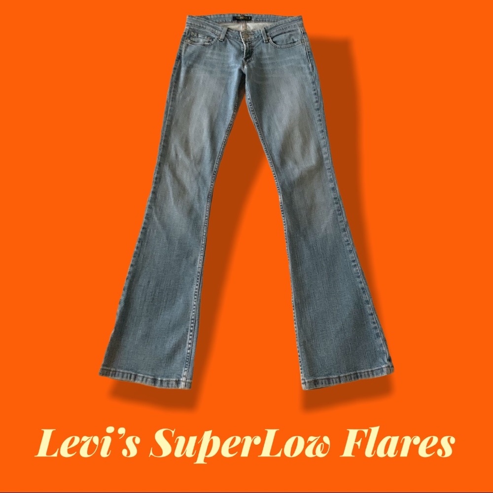 Levi’s SuperLow 524 Jeans